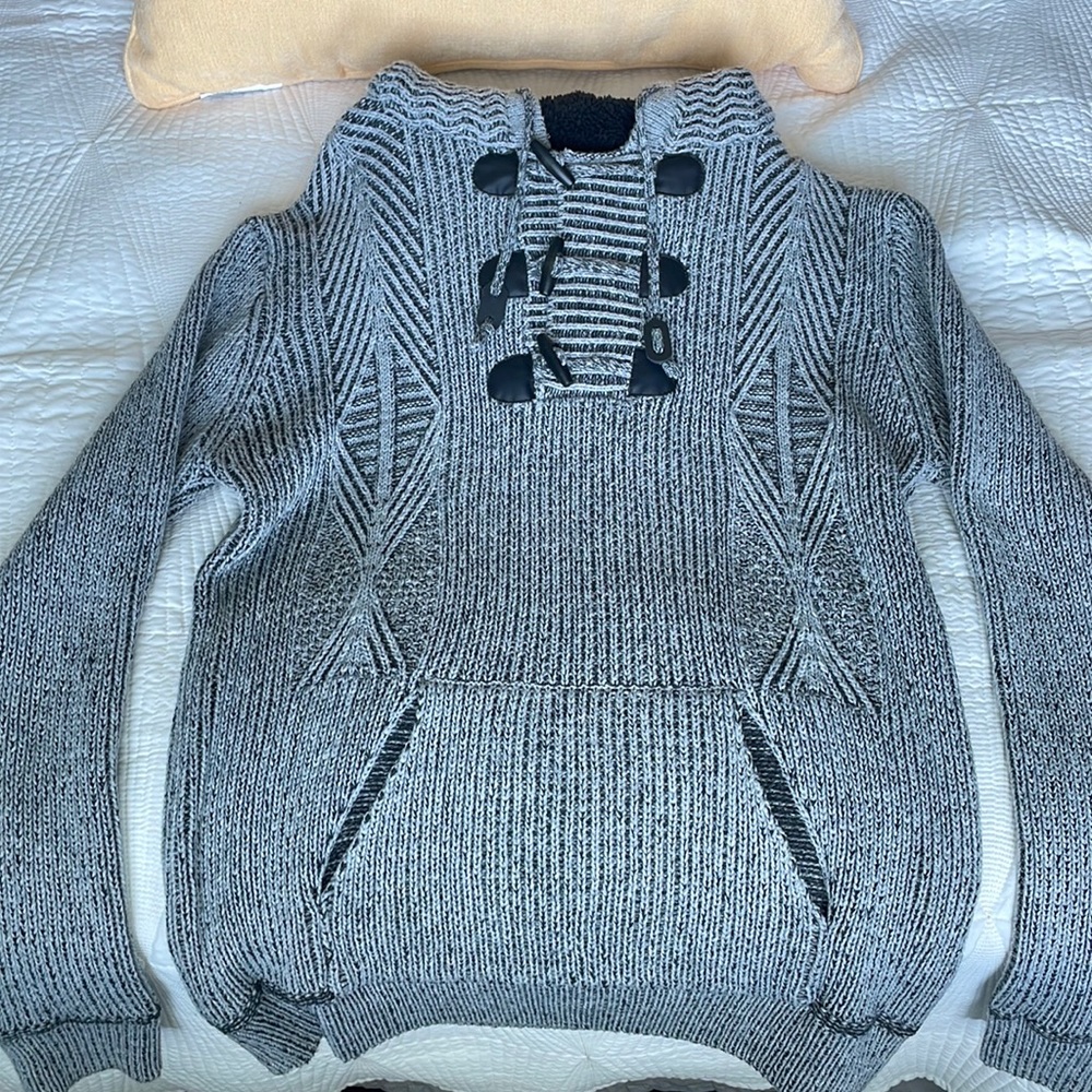 Men’s Knitted Sweater